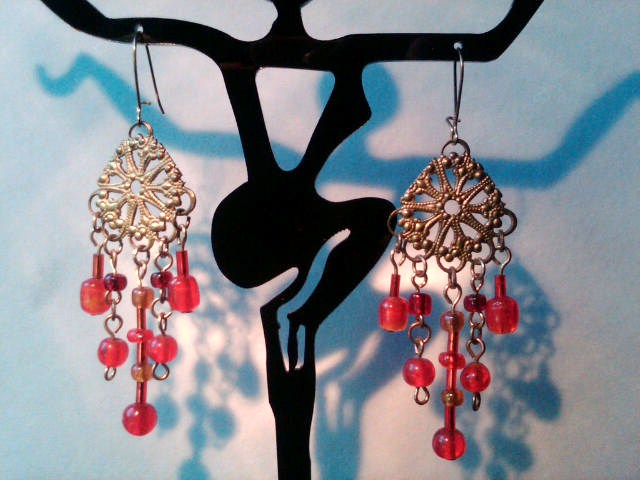 Indian Delight earrings in Crimson